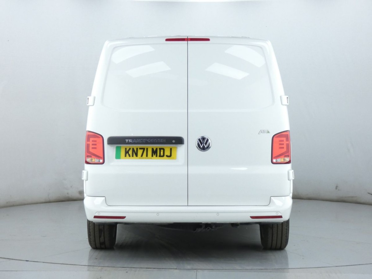 VOLKSWAGEN TRANSPORTER T32 P/V ADVANCE 110 BHP - 2021 - £11,700
