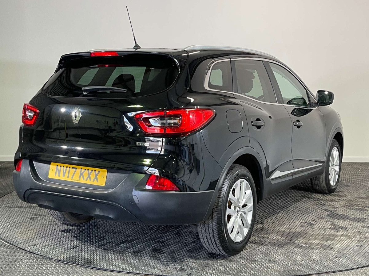 RENAULT KADJAR 2017 (17) 1.5 DCI DYNAMIQUE NAV SUV 5DR DIESEL MANUAL EURO 6 (S/S) (110 PS) - 2017 - £7,350
