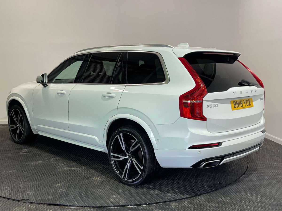 VOLVO XC90 2018 (18) 2.0 D5 POWERPULSE R-DESIGN SUV 5DR DIESEL AUTO 4WD EURO 6 (S/S) (235 PS) - 2018 - £22,000