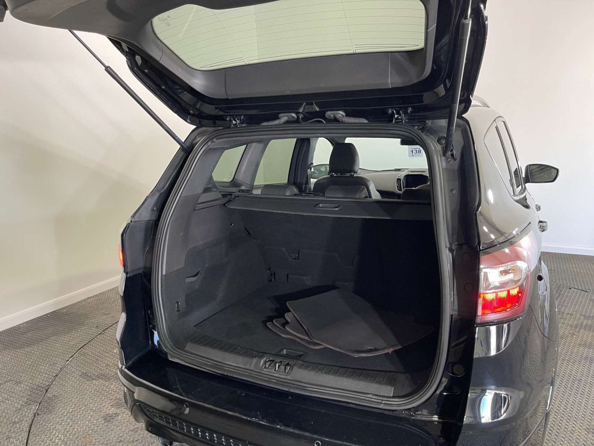 FORD KUGA 2018 (67) 2.0 TDCI ECOBLUE ST-LINE SUV 5DR DIESEL MANUAL AWD EURO 6 (S/S) (180 PS) - 2018 - £12,900
