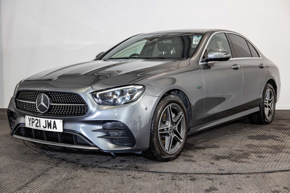 MERCEDES-BENZ E CLASS 2021 (21) 2.0 E300DE 13.5KWH AMG LINE EDITION SALOON 4DR DIESEL PLUG-IN HYBRID G-TRON - 2021 - £20,500
