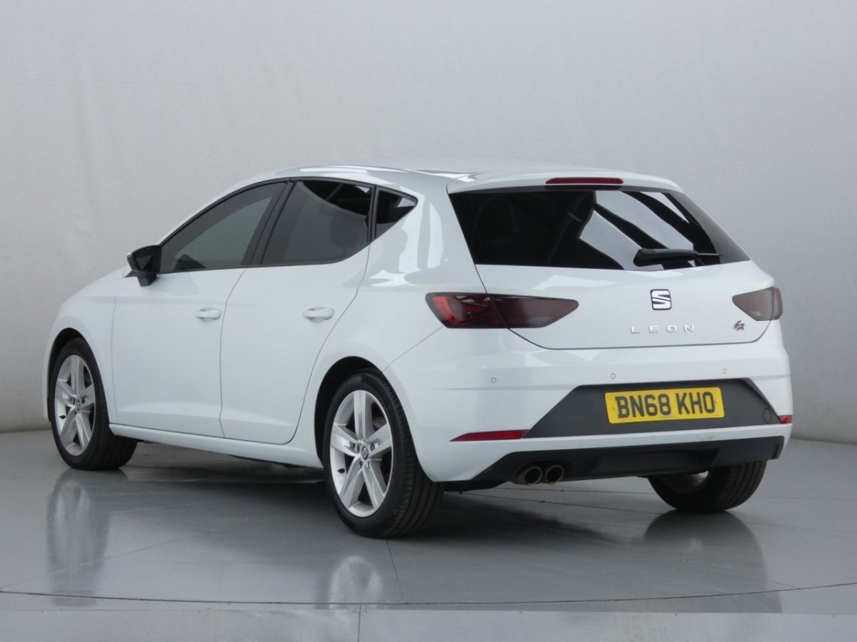SEAT LEON 2.0 TSI FR DSG 5D 188 BHP - 2018 - £13,990