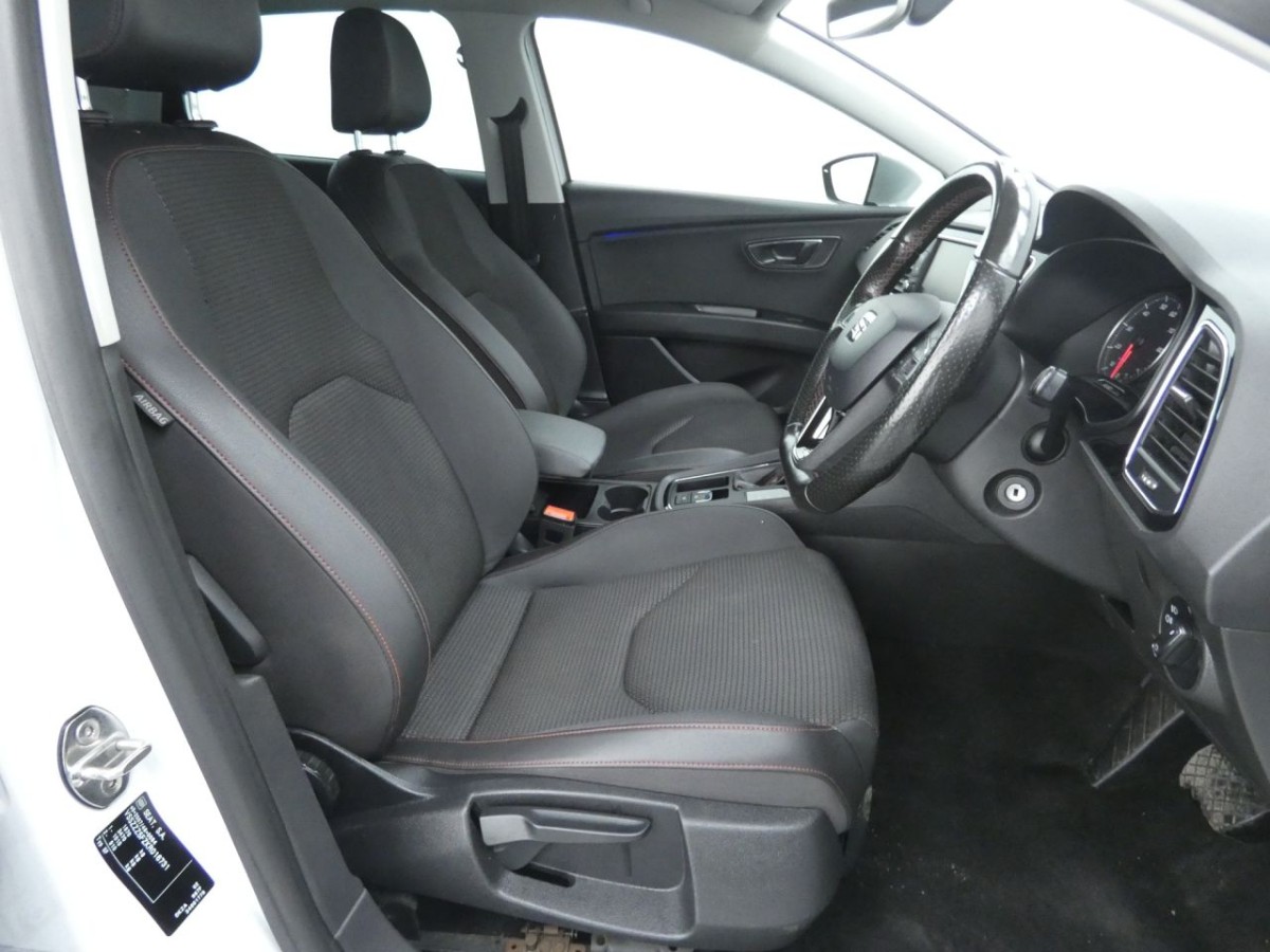 SEAT LEON 2.0 TSI FR DSG 5D 188 BHP - 2018 - £13,990