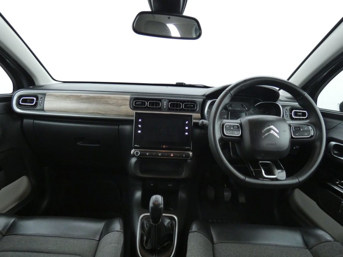 CITROEN C3 1.2 PURETECH FLAIR PLUS S/S 5D 82 BHP - 2021 - £10,790