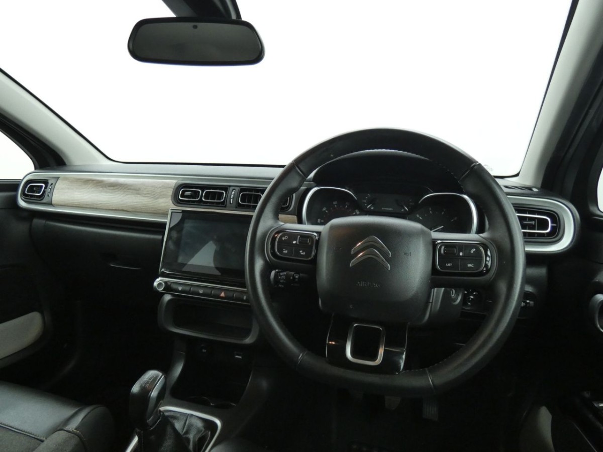 CITROEN C3 1.2 PURETECH FLAIR PLUS S/S 5D 82 BHP - 2021 - £10,790