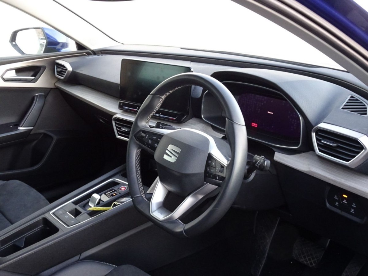 SEAT LEON 1.4 XCELLENCE DSG 5D 202 BHP - 2021 - £16,990
