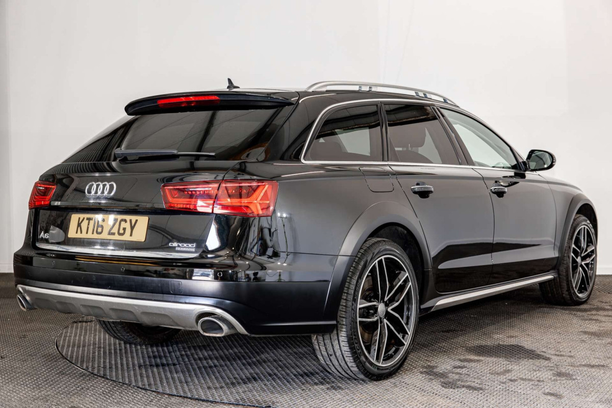 AUDI A6 ALLROAD 2016 (16) 3.0 TDI V6 SPORT ESTATE 5DR DIESEL S TRONIC QUATTRO EURO 6 (S/S) (272 PS) - 2016 - £15,500