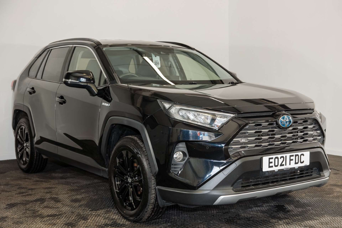 TOYOTA RAV4 2021 (21) 2.5 VVT-H GPF DESIGN SUV 5DR PETROL HYBRID CVT EURO 6 (S/S) (218 PS) - 2021 - £17,500