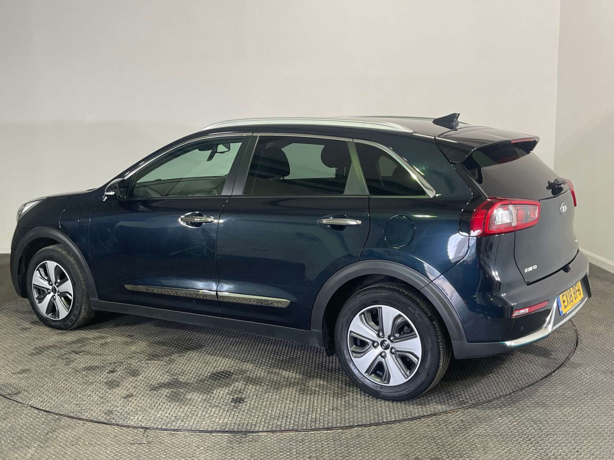 KIA NIRO 2018 (18) 1.6 GDI 8.9KWH 3 SUV 5DR PETROL PLUG-IN HYBRID DCT EURO 6 (S/S) (139 BHP) - 2018 - £10,000