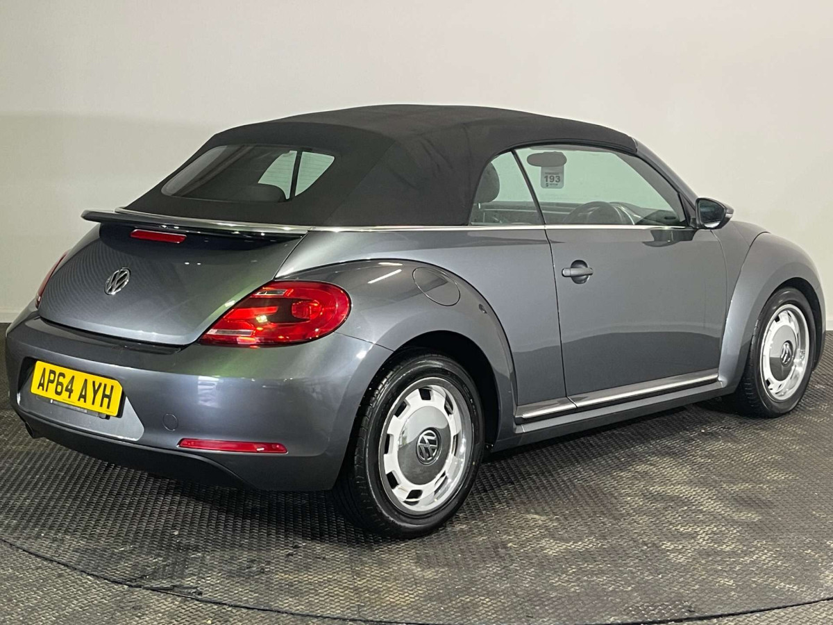 VOLKSWAGEN BEETLE 2015 (64) 1.6 TDI BLUEMOTION TECH DESIGN CABRIOLET 2DR DIESEL MANUAL EURO 5 (S/S) (10 - 2015 - £7,700