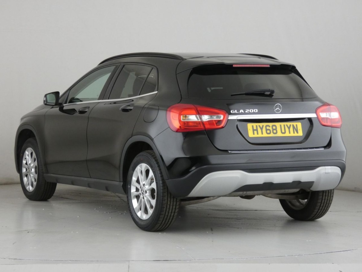 MERCEDES-BENZ GLA-CLASS 1.6 GLA 200 SE 5D 154 BHP - 2018 - £19,400