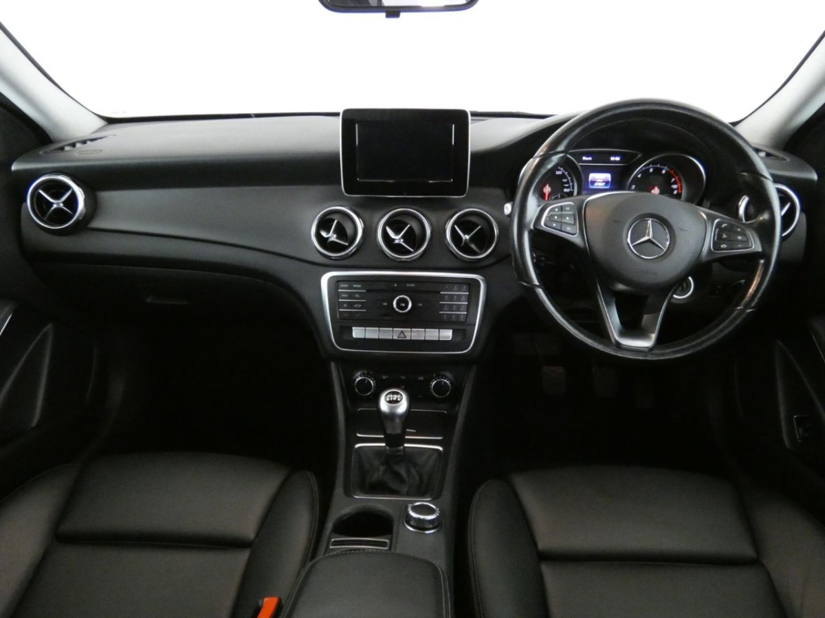 MERCEDES-BENZ GLA-CLASS 1.6 GLA 200 SE 5D 154 BHP - 2018 - £19,400