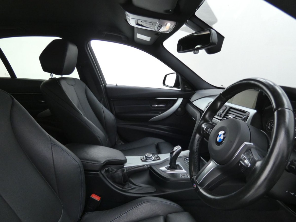 BMW 3 SERIES 2.0 320D XDRIVE M SPORT 4D 188 BHP - 2016 - £16,990