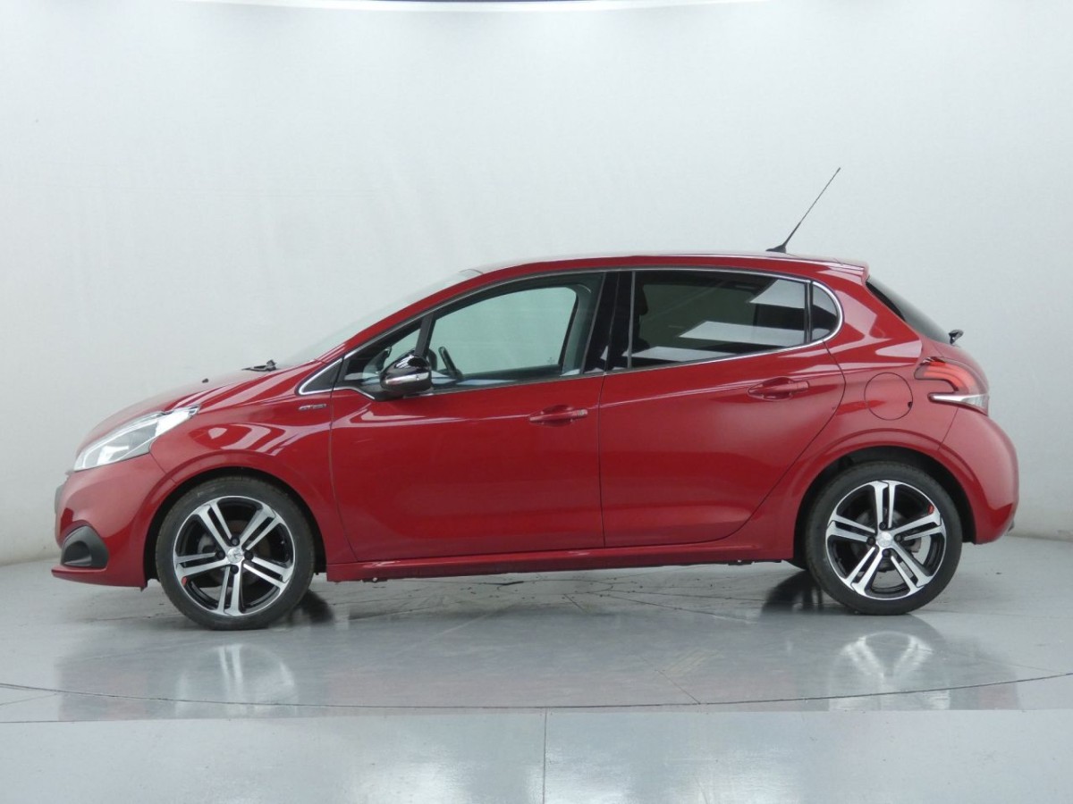 PEUGEOT 208 1.6 BLUE HDI GT LINE 5D 100 BHP - 2018 - £8,990