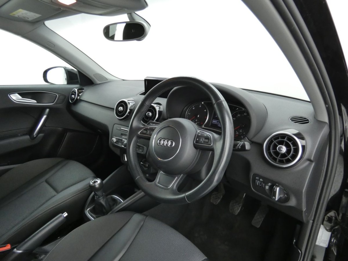 AUDI A1 1.6 SPORTBACK TDI SPORT 5D 114 BHP - 2016 - £10,700