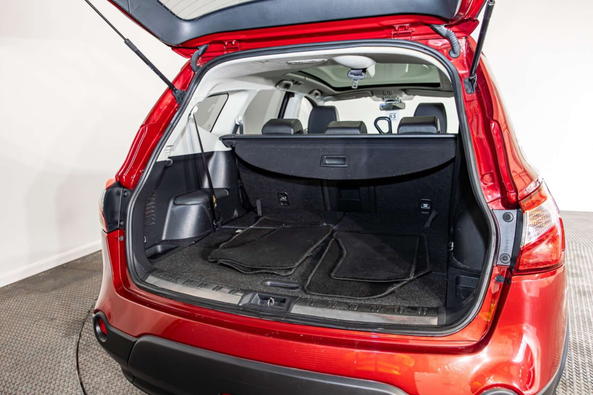 NISSAN QASHQAI+2 2013 (63) 1.6 DCI 360 SUV 5DR DIESEL MANUAL 2WD EURO 5 (S/S) (130 PS) - 2013 - £6,400