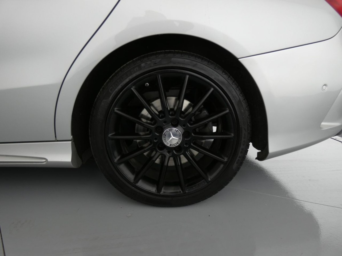 MERCEDES-BENZ CLA 2.1 CLA220 CDI AMG SPORT 4MATIC 4D 177 BHP - 2015 - £14,400