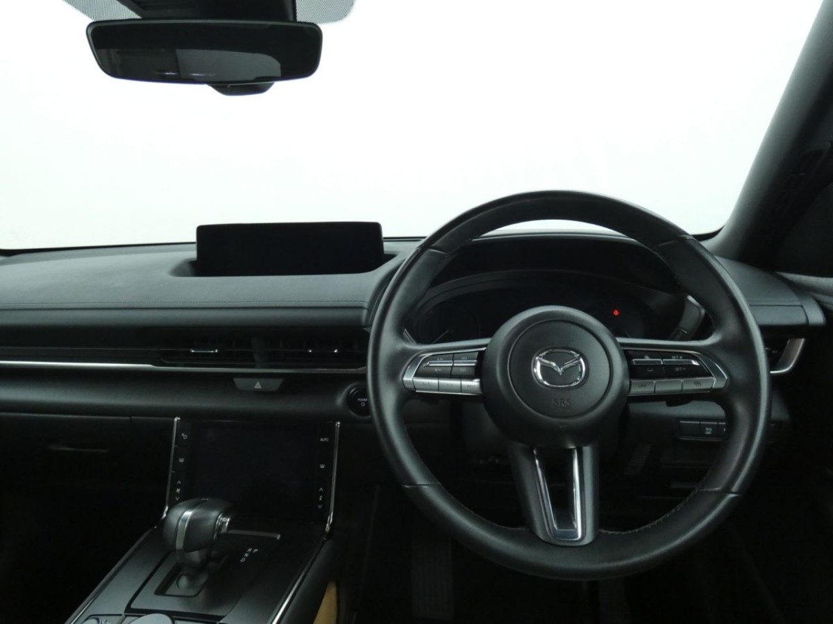 MAZDA MX-30 0.0 SE-L LUX 5D 143 BHP - 2021 - £15,400