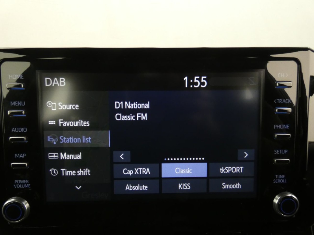 TOYOTA COROLLA 1.8 ICON TECH 5D 121 BHP - 2020 - £15,990