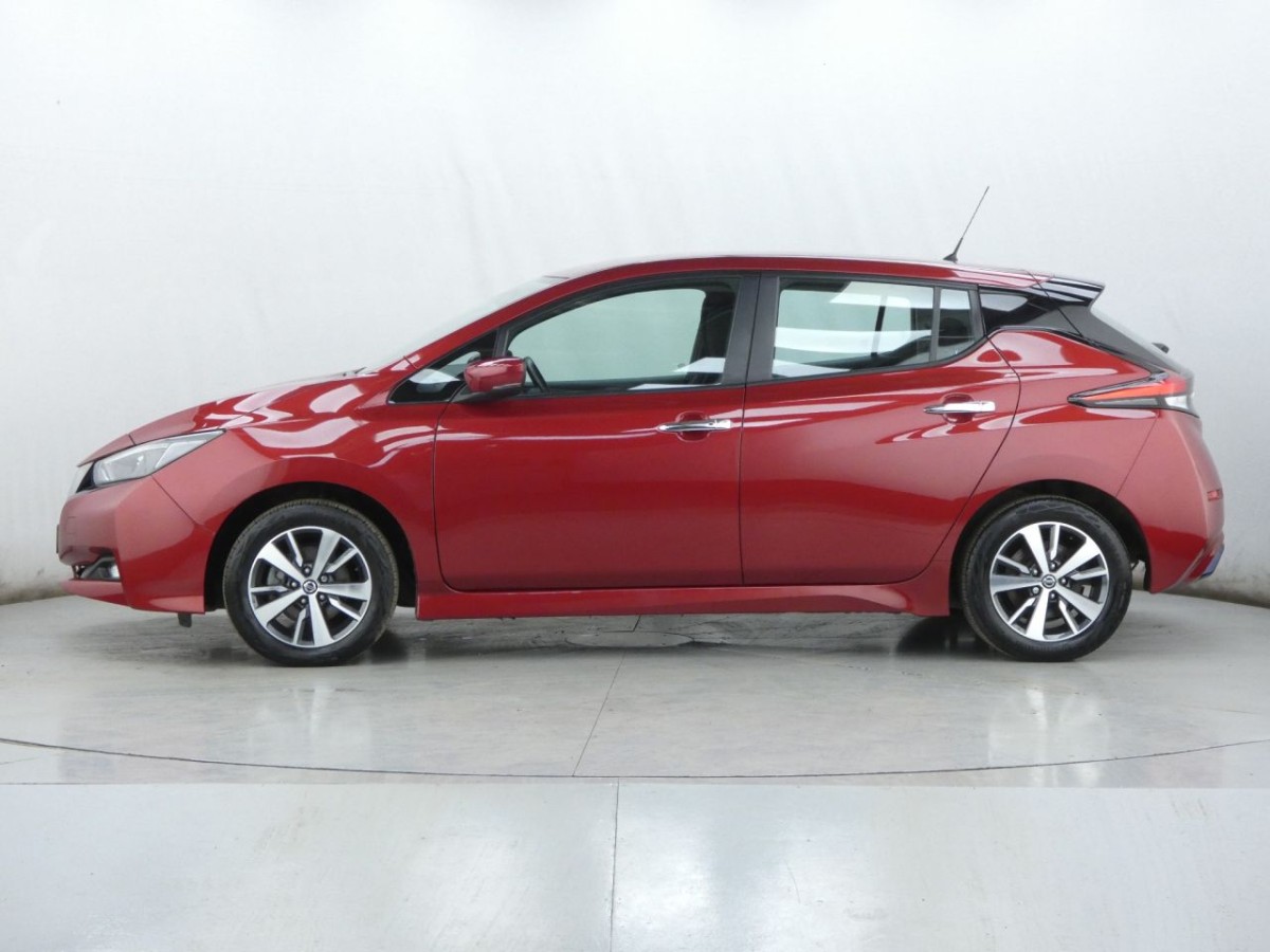 NISSAN LEAF ACENTA 5D 148 BHP - 2021 - £8,990