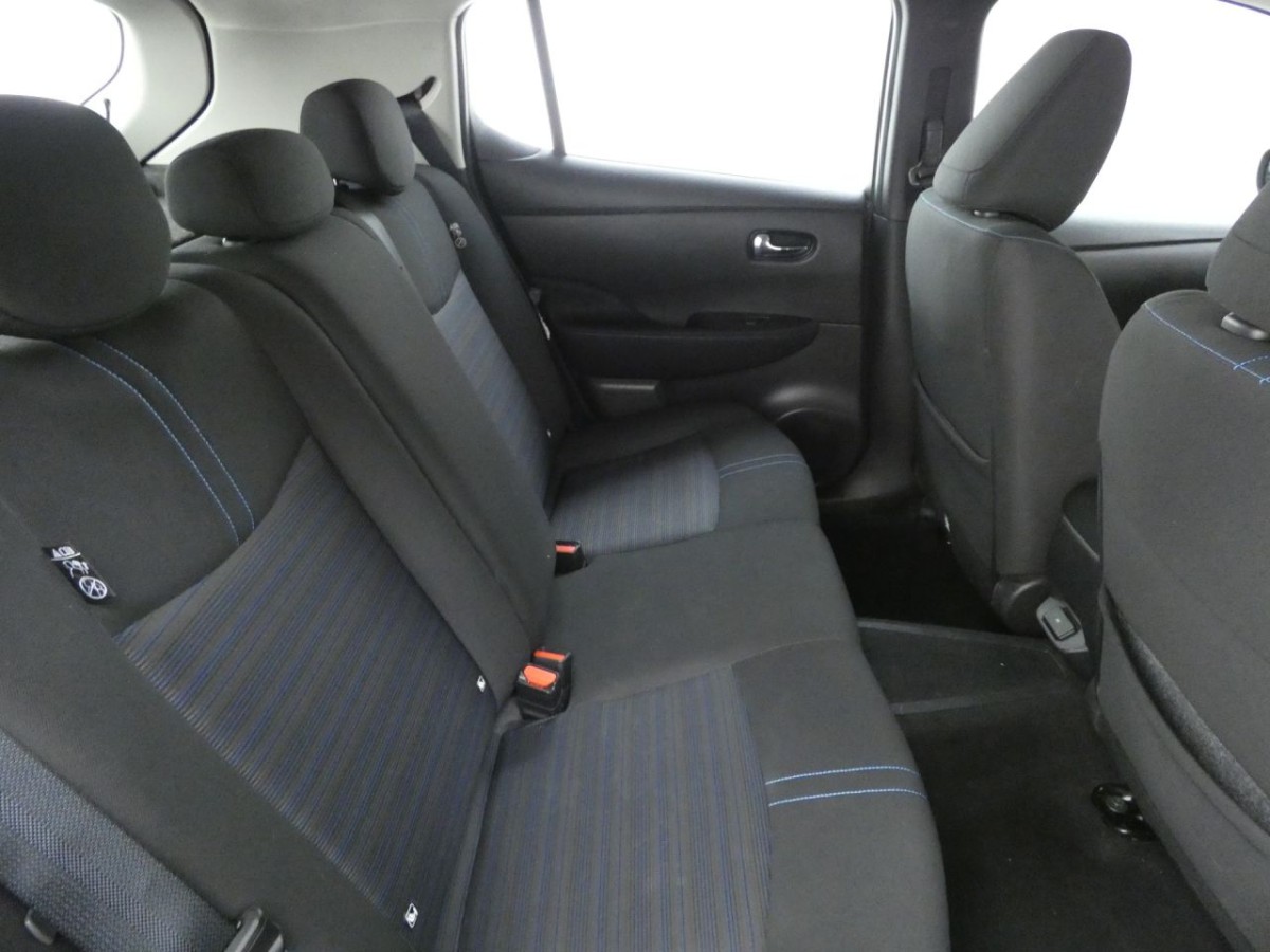 NISSAN LEAF ACENTA 5D 148 BHP - 2021 - £8,990