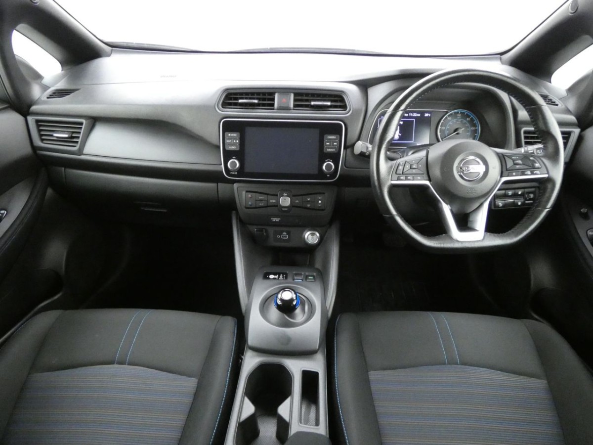NISSAN LEAF ACENTA 5D 148 BHP - 2021 - £8,990