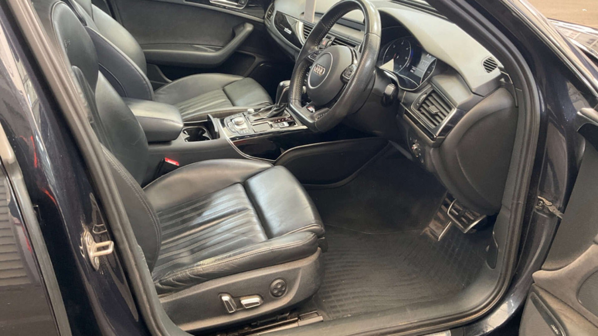 AUDI A6 2018 (18) 3.0 TDI V6 BLACK EDITION ESTATE 5DR DIESEL S TRONIC QUATTRO EURO 6 (S/S) (2 - 2018 - £20,000