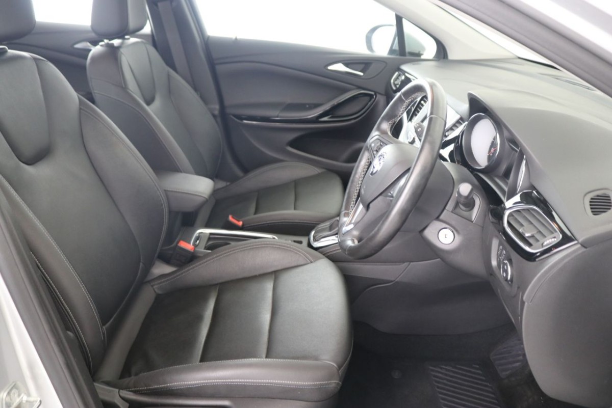 VAUXHALL ASTRA 1.4 ELITE S/S 5D 148 BHP - 2017 - £13,400