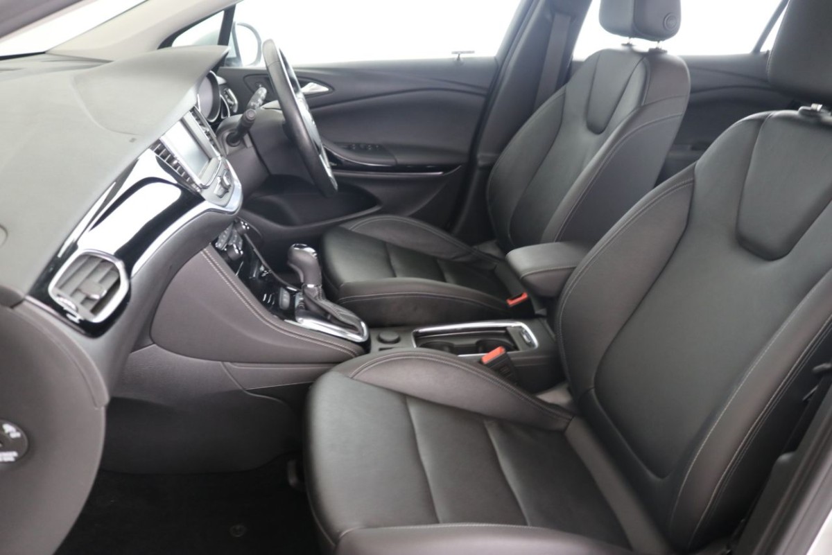 VAUXHALL ASTRA 1.4 ELITE S/S 5D 148 BHP - 2017 - £13,400