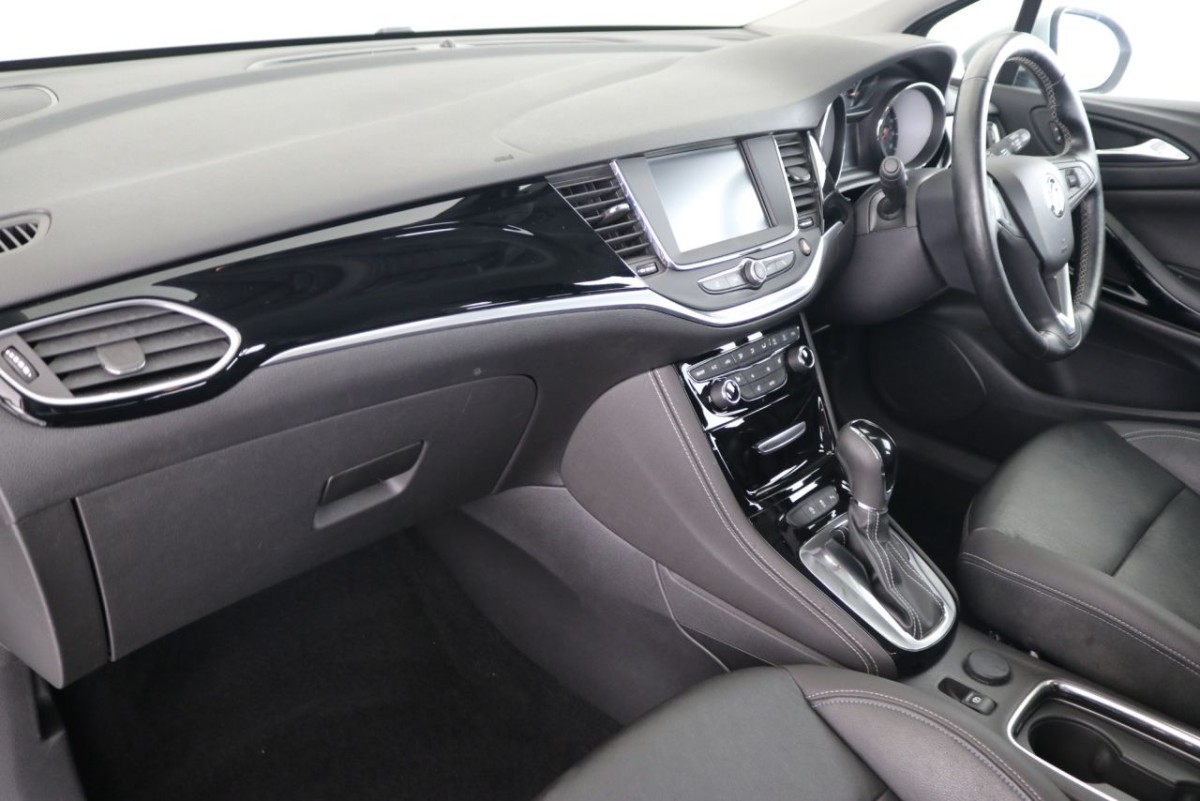VAUXHALL ASTRA 1.4 ELITE S/S 5D 148 BHP - 2017 - £13,400
