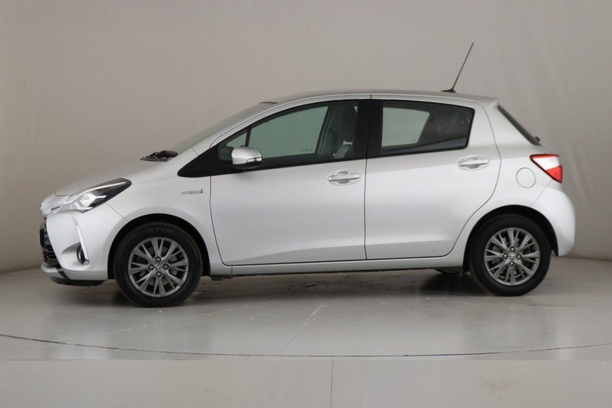 TOYOTA YARIS 1.5 VVT-I ICON 5D 73 BHP - 2018 - £11,990
