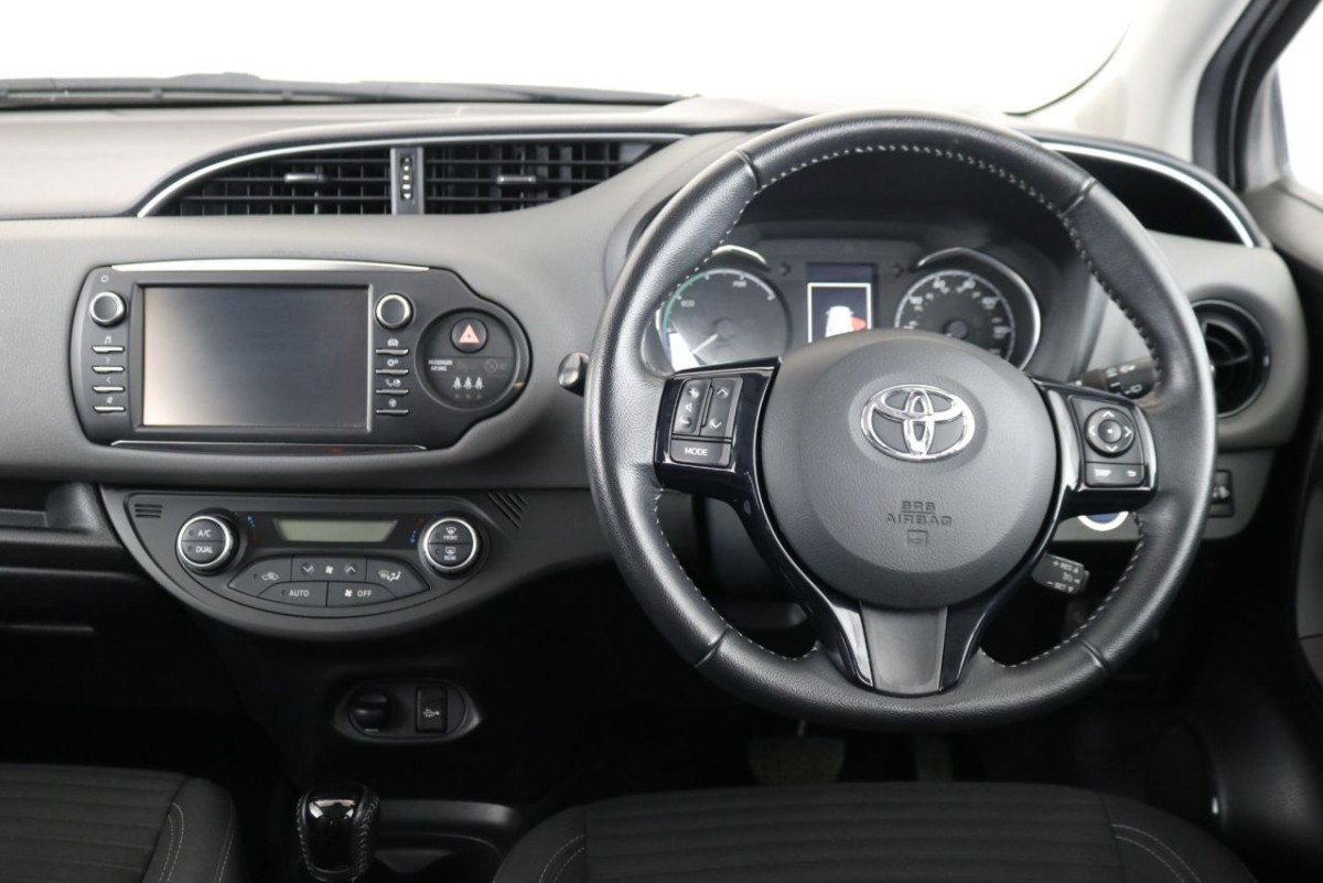 TOYOTA YARIS 1.5 VVT-I ICON 5D 73 BHP - 2018 - £11,990