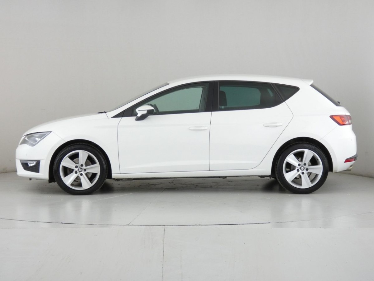 SEAT LEON 2.0 TDI FR TECHNOLOGY 5D 150 BHP HATCHBACK - 2015 - £8,700