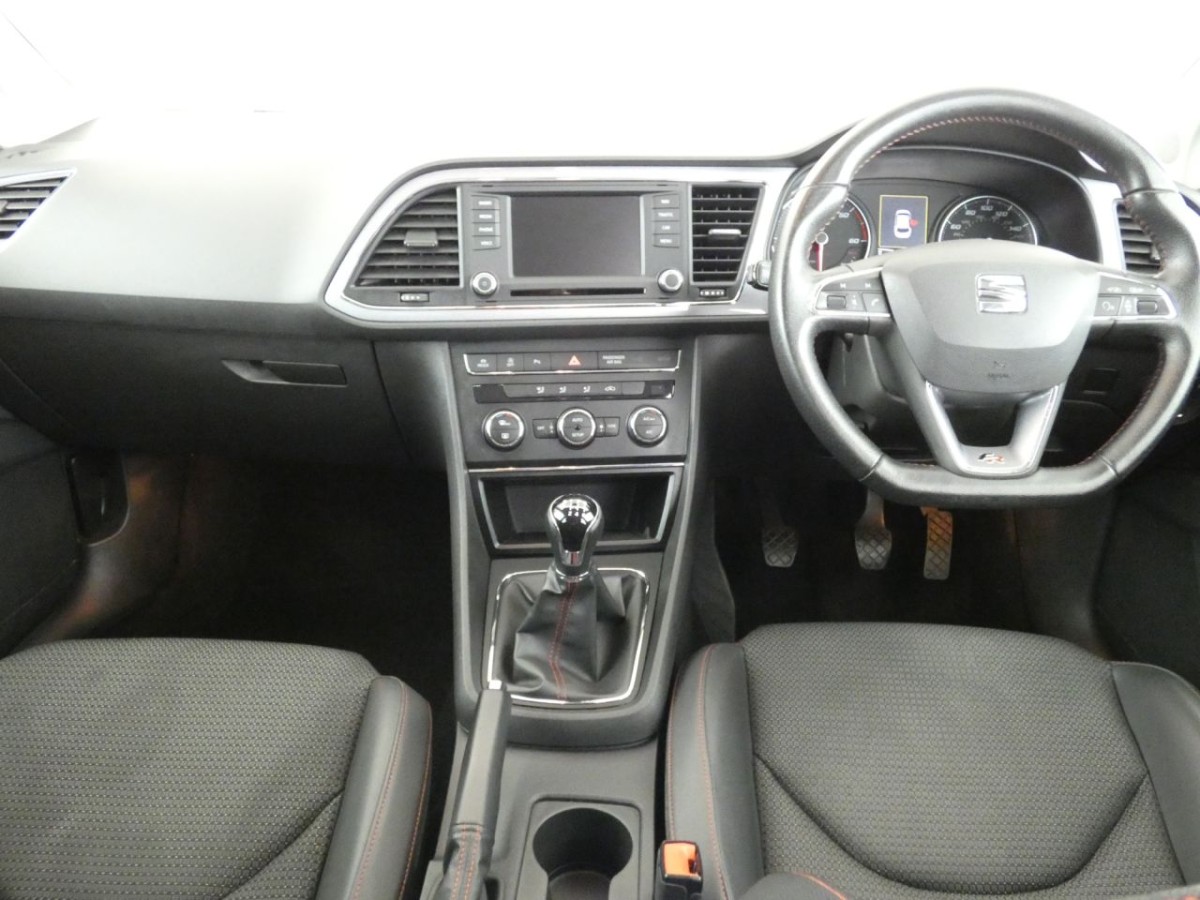 SEAT LEON 2.0 TDI FR TECHNOLOGY 5D 150 BHP HATCHBACK - 2015 - £8,700
