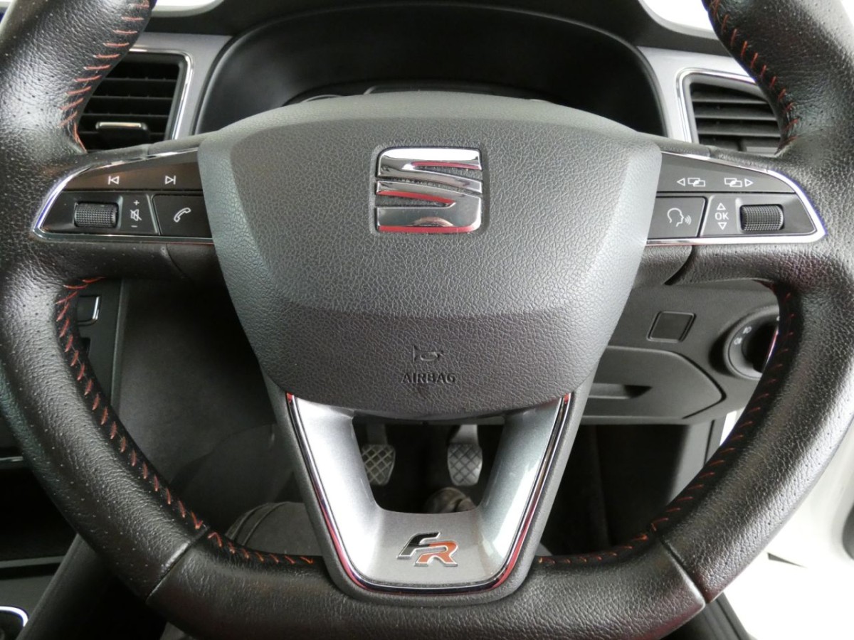 SEAT LEON 2.0 TDI FR TECHNOLOGY 5D 150 BHP HATCHBACK - 2015 - £8,700