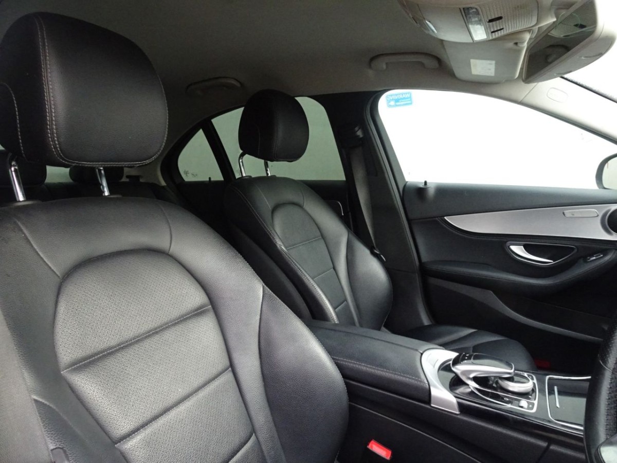 MERCEDES-BENZ C-CLASS 2.0 C200 SPORT 4D AUTO 184 BHP - 2015 - £12,990