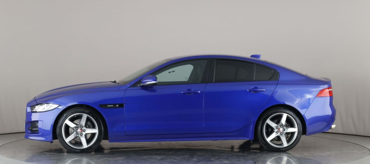 JAGUAR XE 2.0 D R-SPORT 4D 177 BHP - 2018 - £14,700