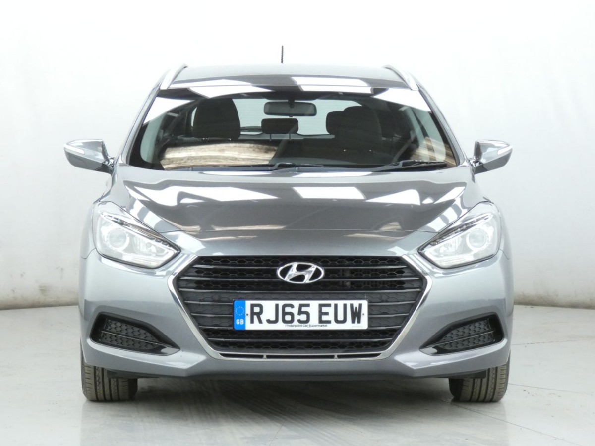 HYUNDAI I40 1.7 CRDI S BLUE DRIVE 5D 114 BHP - 2015 - £6,400