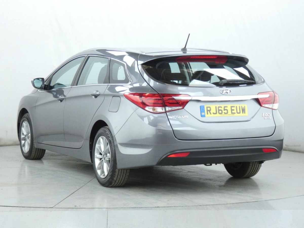 HYUNDAI I40 1.7 CRDI S BLUE DRIVE 5D 114 BHP - 2015 - £6,400
