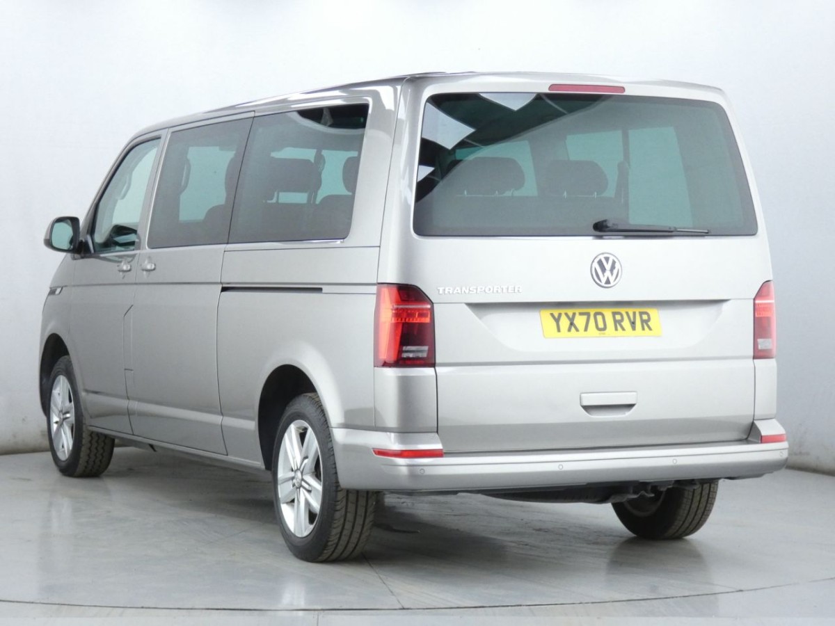 VOLKSWAGEN TRANSPORTER SHUTTLE 2.0 SHUTTLE SE TDI 5D 148 BHP - 2020 - £28,990