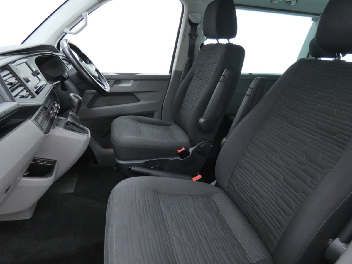 VOLKSWAGEN TRANSPORTER SHUTTLE 2.0 SHUTTLE SE TDI 5D 148 BHP - 2020 - £28,990