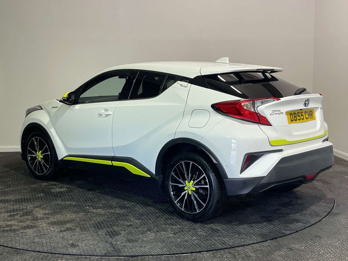 TOYOTA C-HR 2017 (17) 1.8 VVT-H EXCEL SUV 5DR PETROL HYBRID CVT EURO 6 (S/S) (122 PS) - 2017 - £12,300