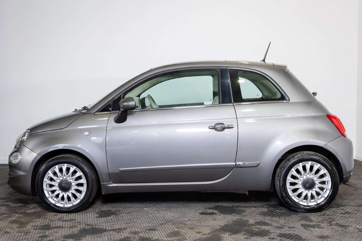 FIAT 500 2016 (16) 1.2 LOUNGE HATCHBACK 3DR PETROL MANUAL EURO 6 (S/S) (69 BHP) - 2016 - £5,600