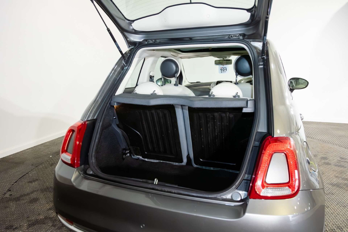 FIAT 500 2016 (16) 1.2 LOUNGE HATCHBACK 3DR PETROL MANUAL EURO 6 (S/S) (69 BHP) - 2016 - £5,600