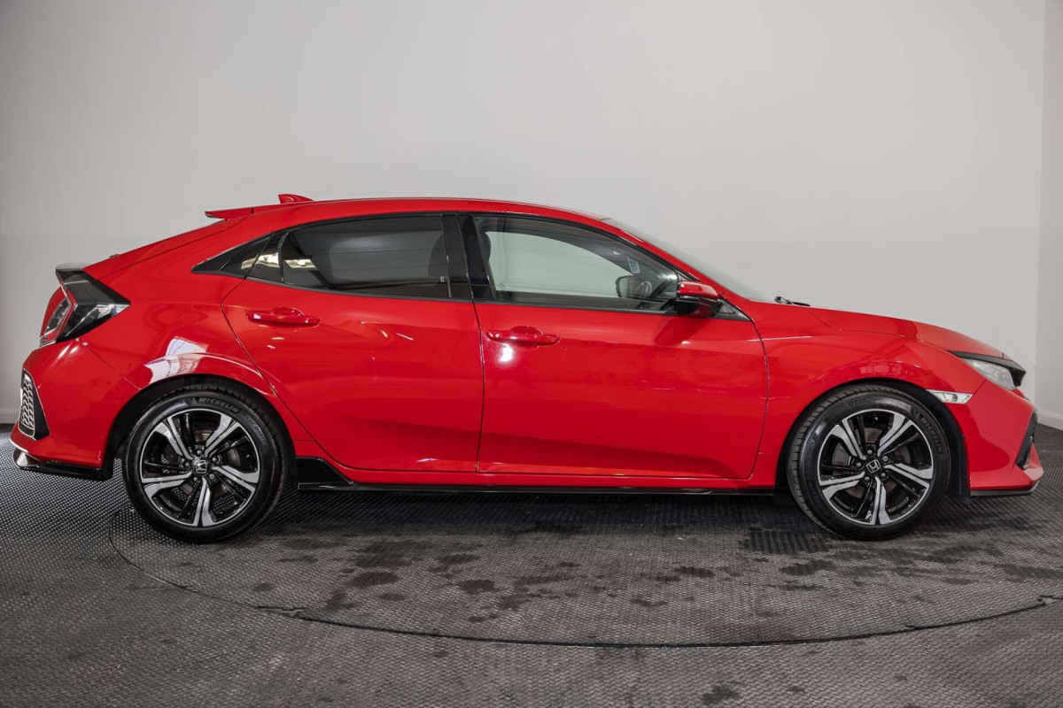 HONDA CIVIC 2018 (18) 1.5 VTEC TURBO SPORT HATCHBACK 5DR PETROL MANUAL EURO 6 (S/S) (182 PS) - 2018 - £13,000