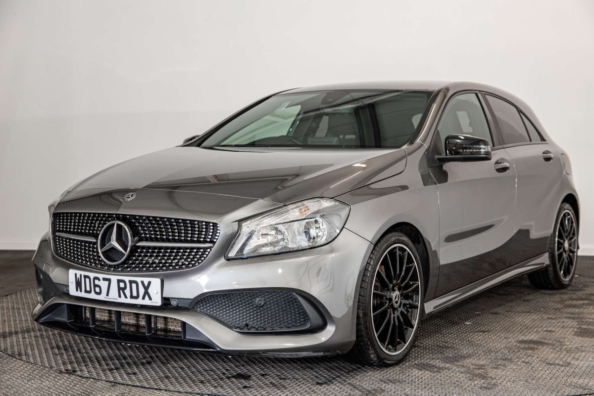 MERCEDES-BENZ A CLASS 2017 (67) 1.6 A160 AMG LINE HATCHBACK 5DR PETROL MANUAL EURO 6 (S/S) (102 PS) - 2017 - £12,000