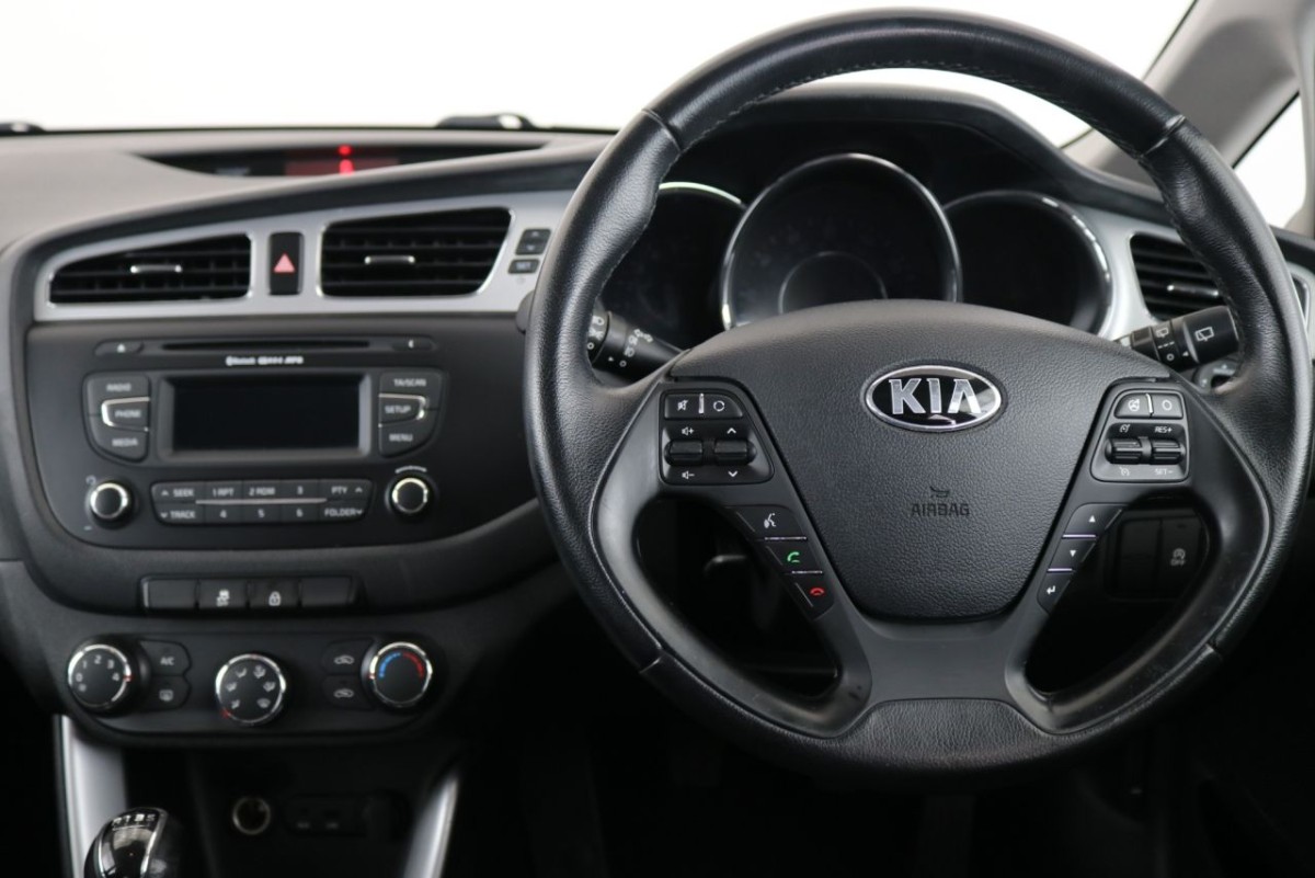 KIA CEED 1.6 2 ECODYNAMICS CRDI 5D 126 BHP - 2013 - £4,990