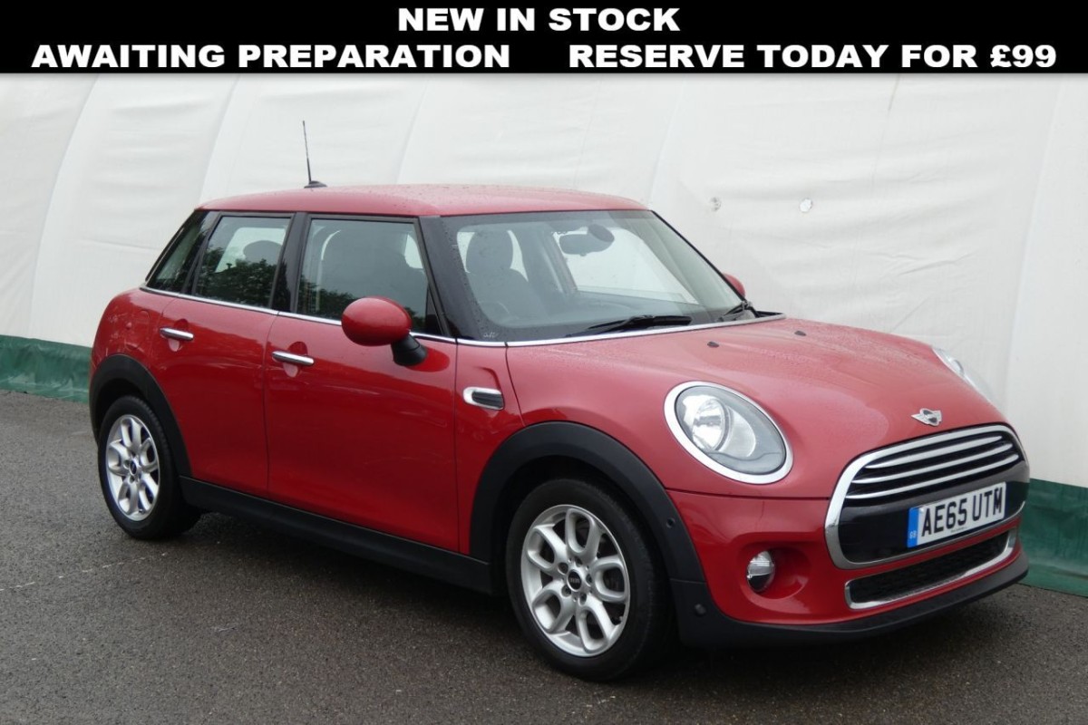 MINI HATCH COOPER 1.5 COOPER D 5D 114 BHP - 2015 - £8,700