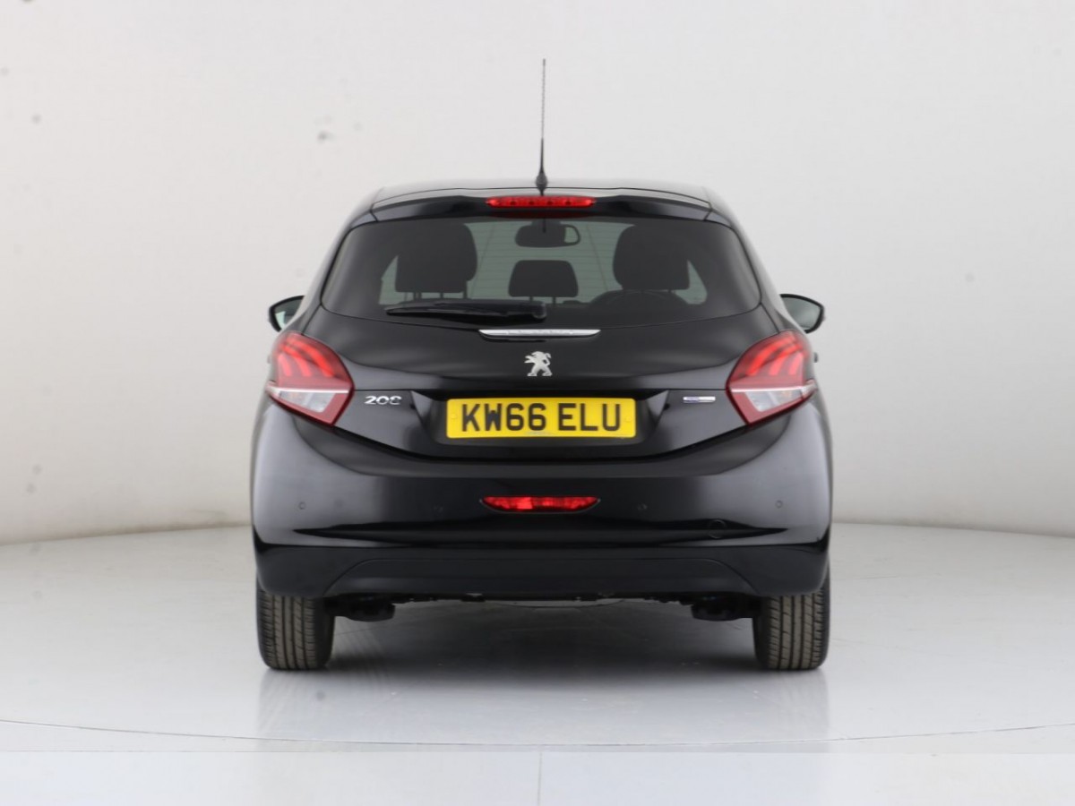 PEUGEOT 208 1.2 PURETECH ALLURE 5D 82 BHP - 2016 - £7,700