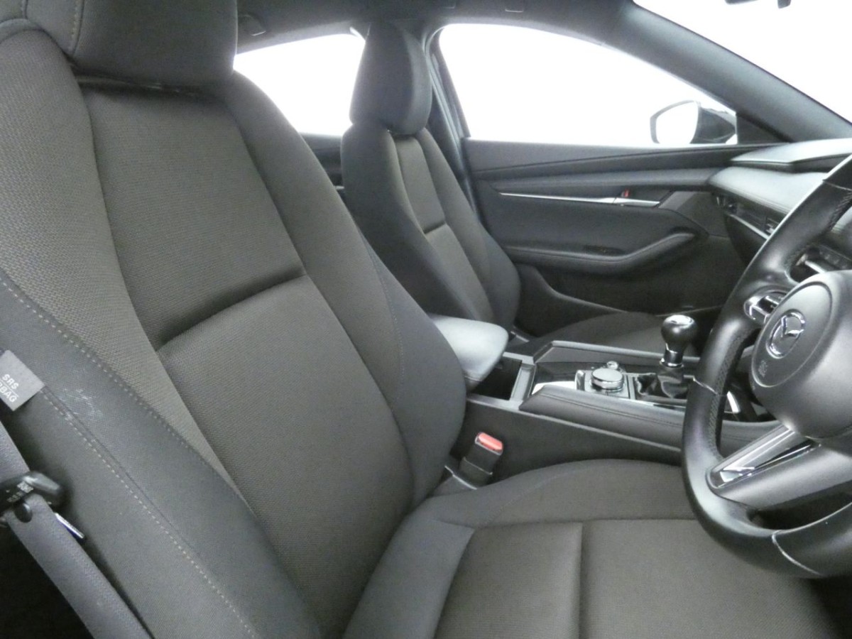 MAZDA 3 2.0 SE-L MHEV 5D 177 BHP - 2020 - £12,990